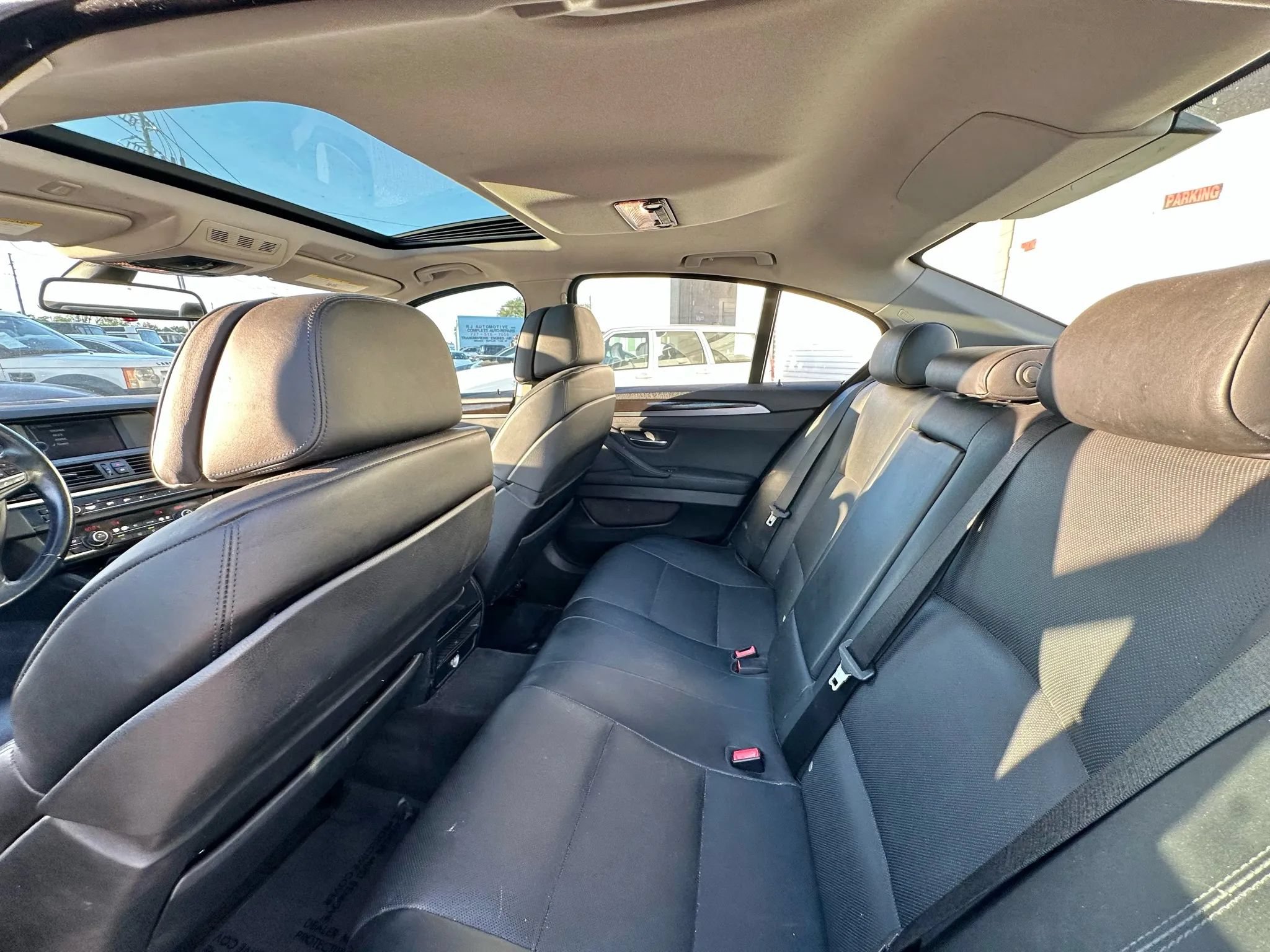 Used 2011 BMW 528i Sedan RWD image 20