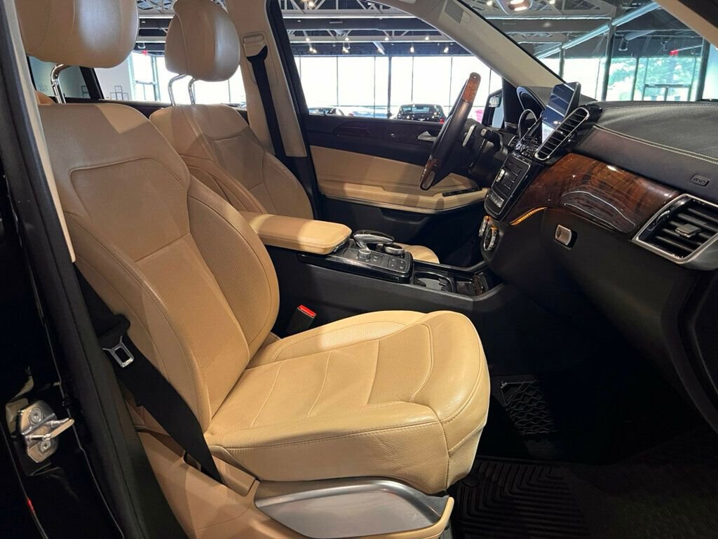 Used 2019 Mercedes-Benz GLS 550 550/DriverAssistPkg/NightPkg/P image 36