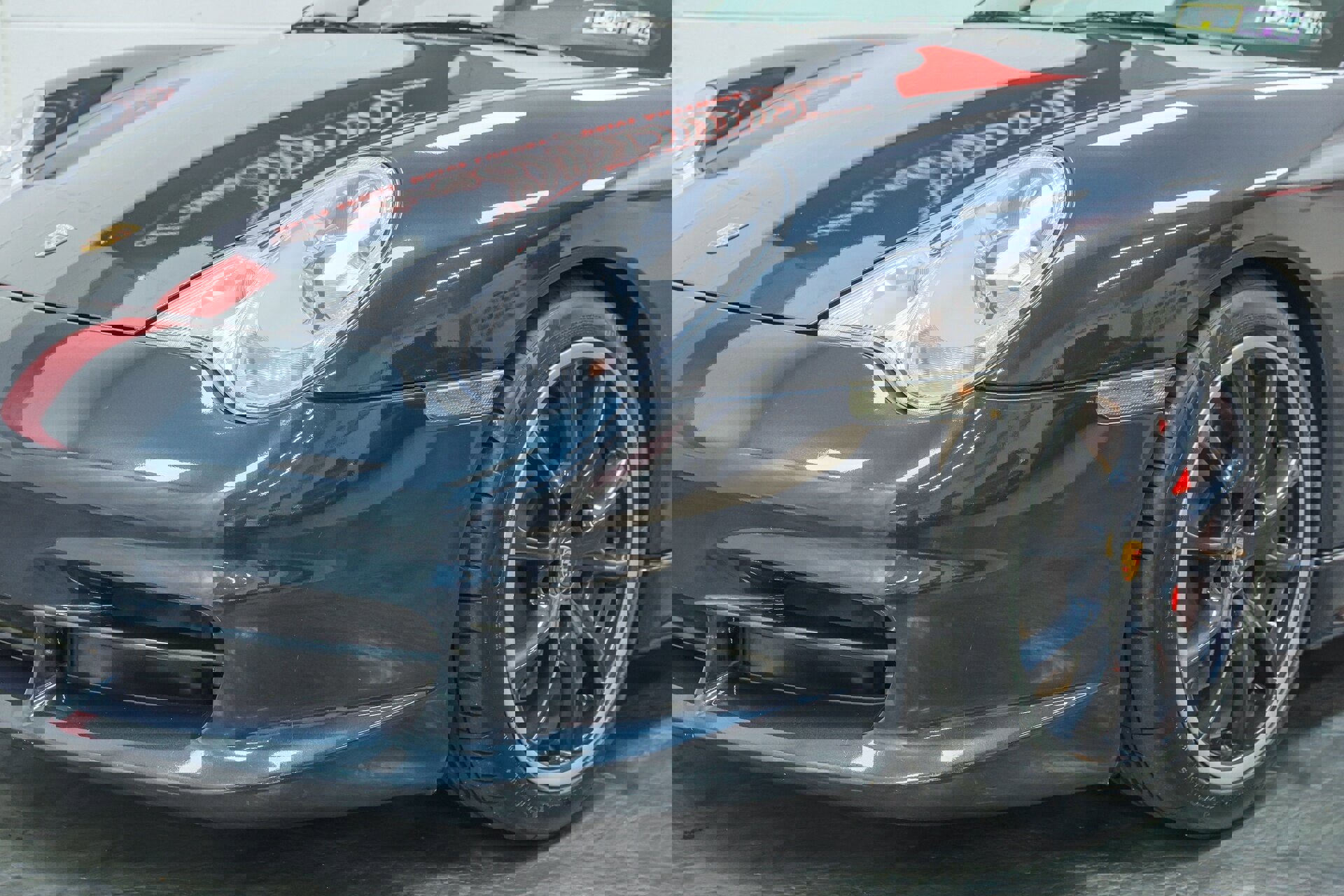 Used 2004 Porsche 911 GT3 image 4