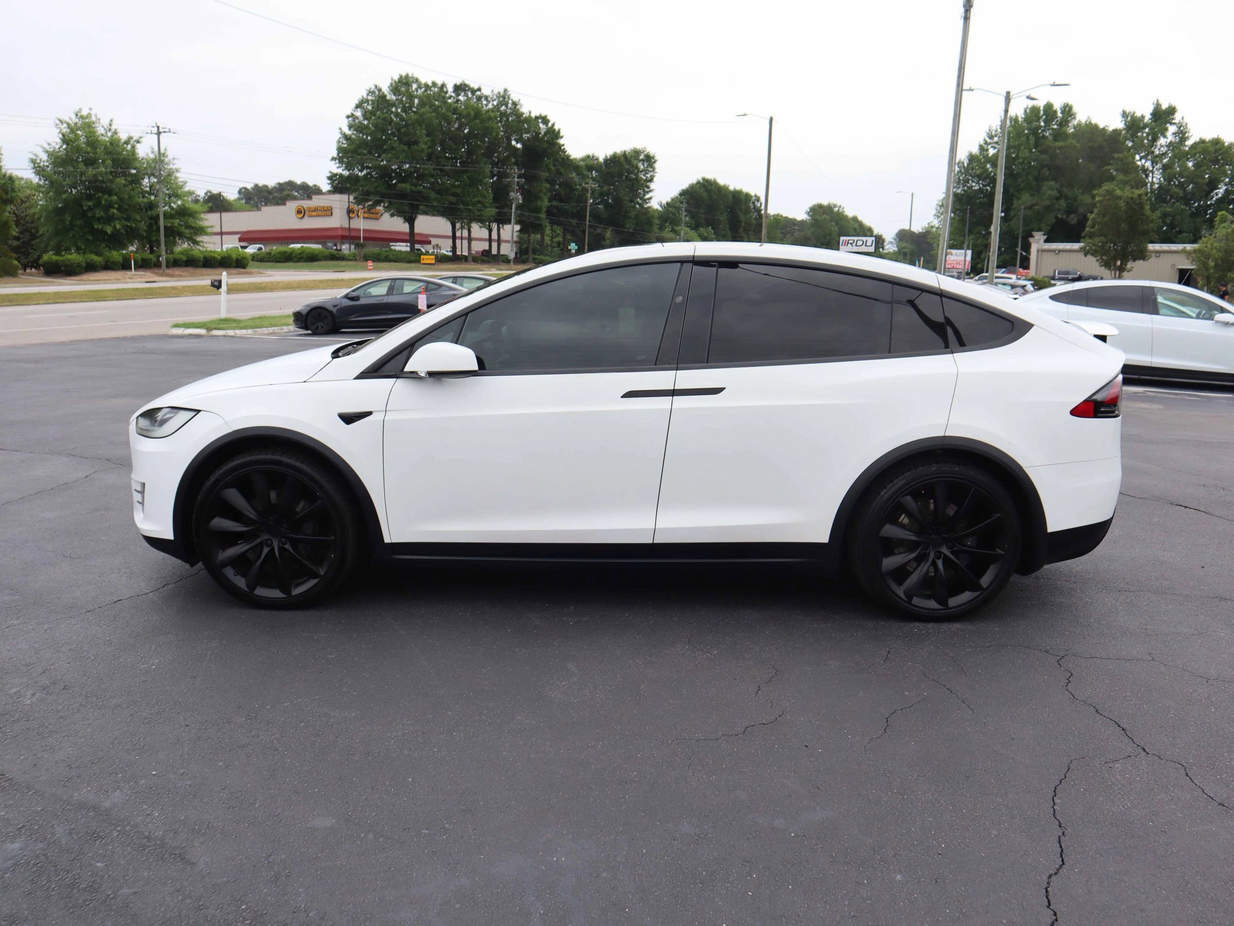 Used 2020 Tesla Model X Long Range AWD/4WD image 7