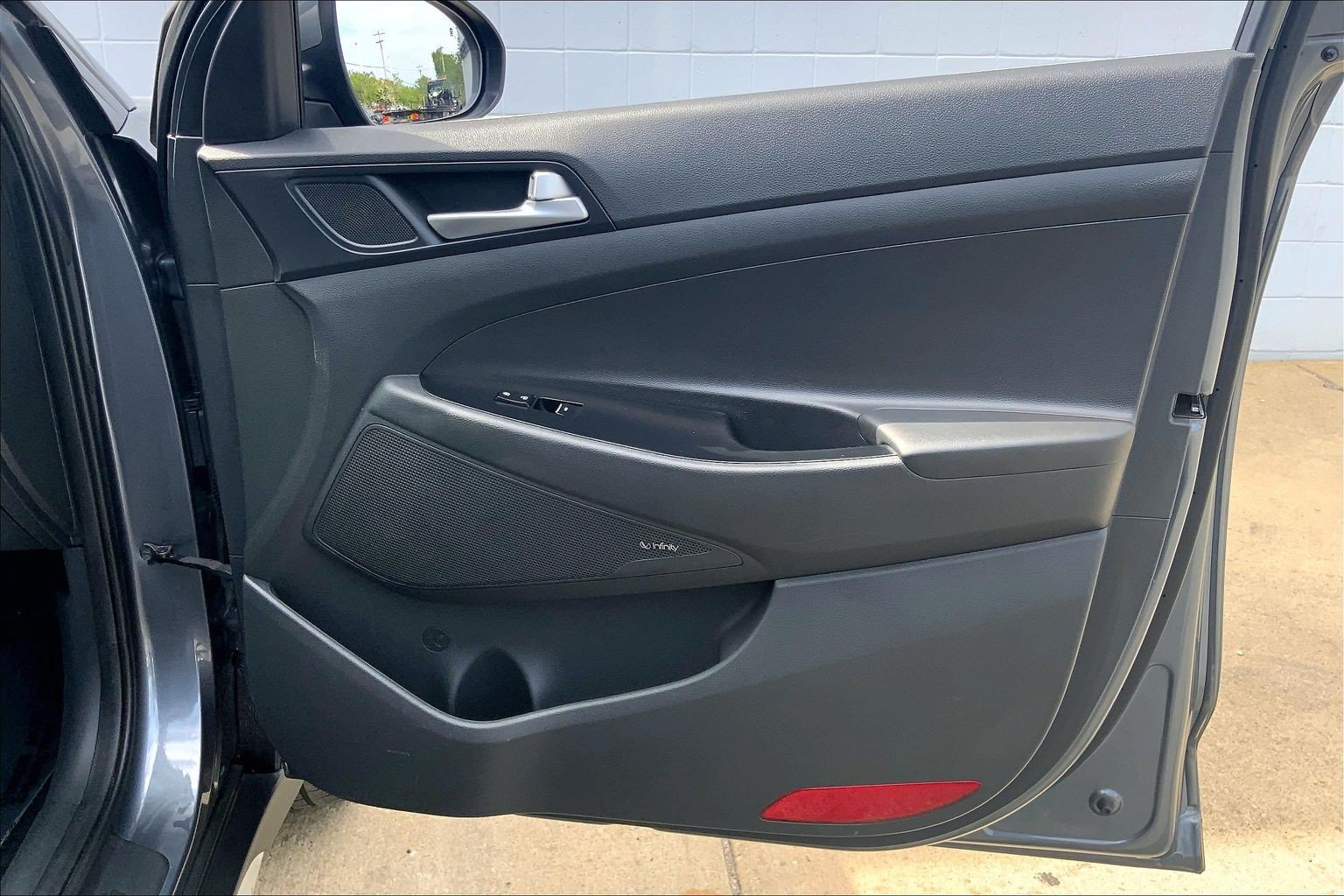 Used 2019 Hyundai Tucson Limited AWD/4WD image 28