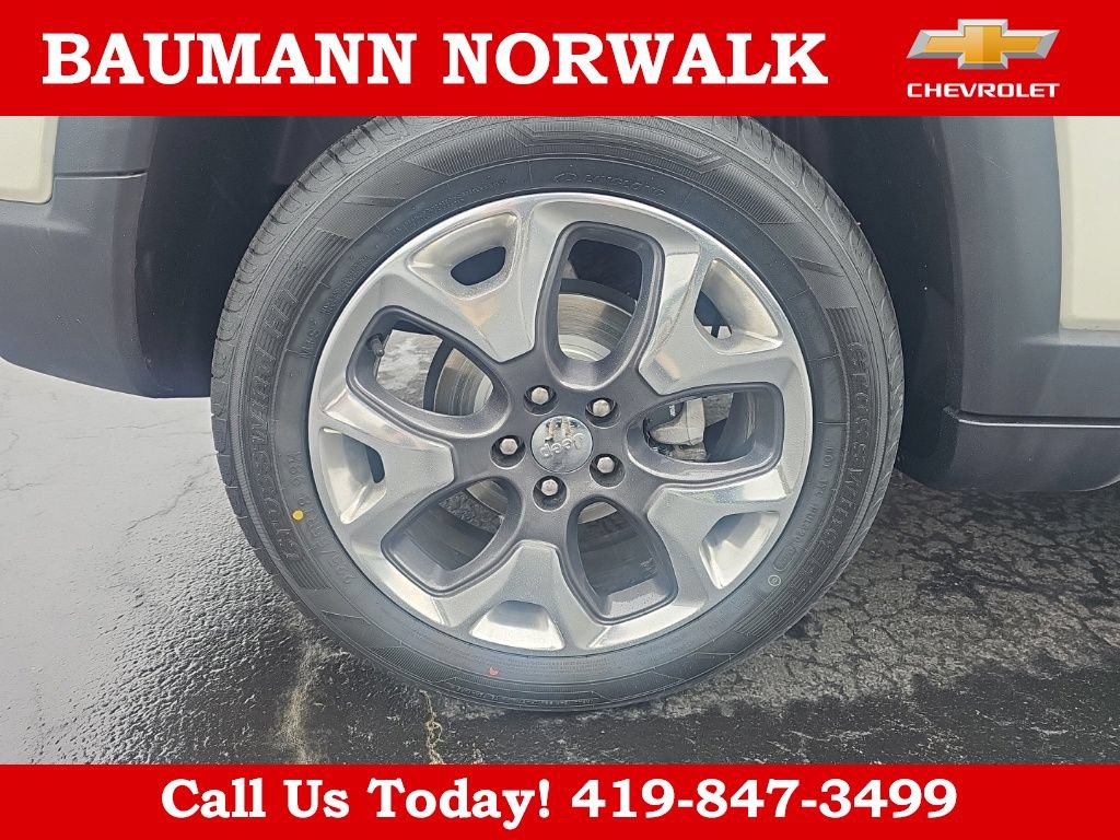 Used 2019 Jeep Compass Limited AWD/4WD image 13