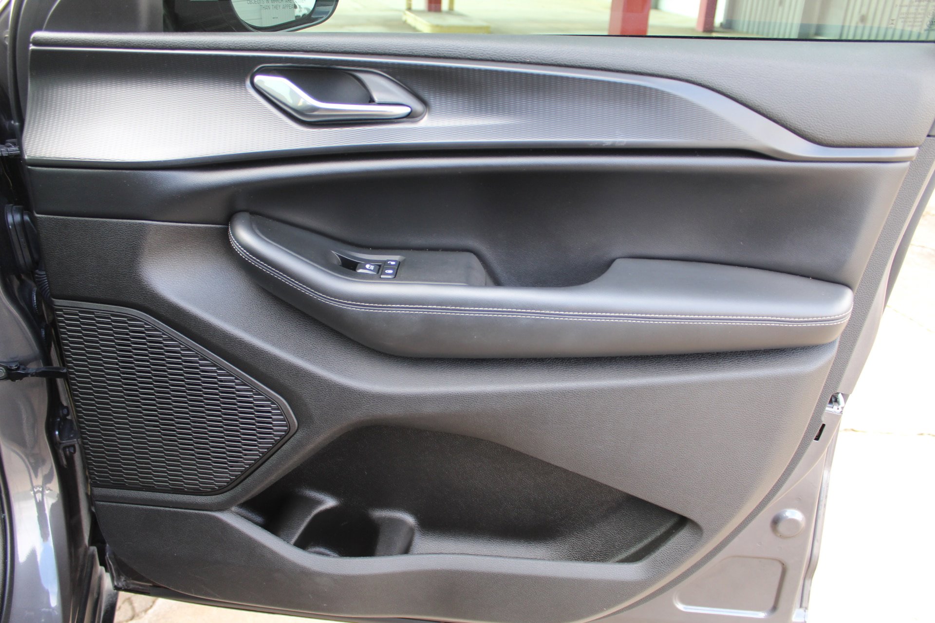 Used 2024 Jeep Grand Cherokee L Laredo image 18