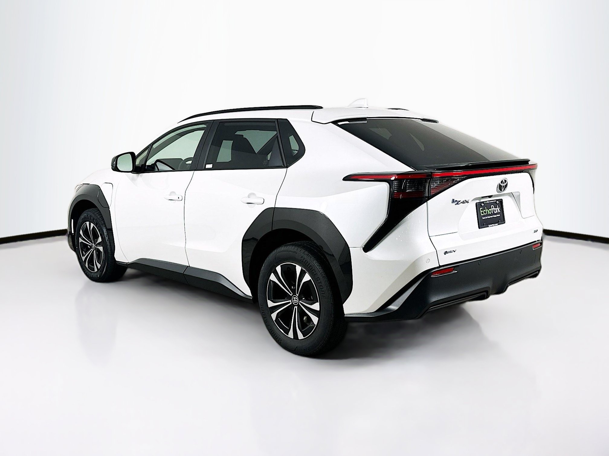 Used 2024 Toyota bZ4X AWD w/ Weather Package image 5