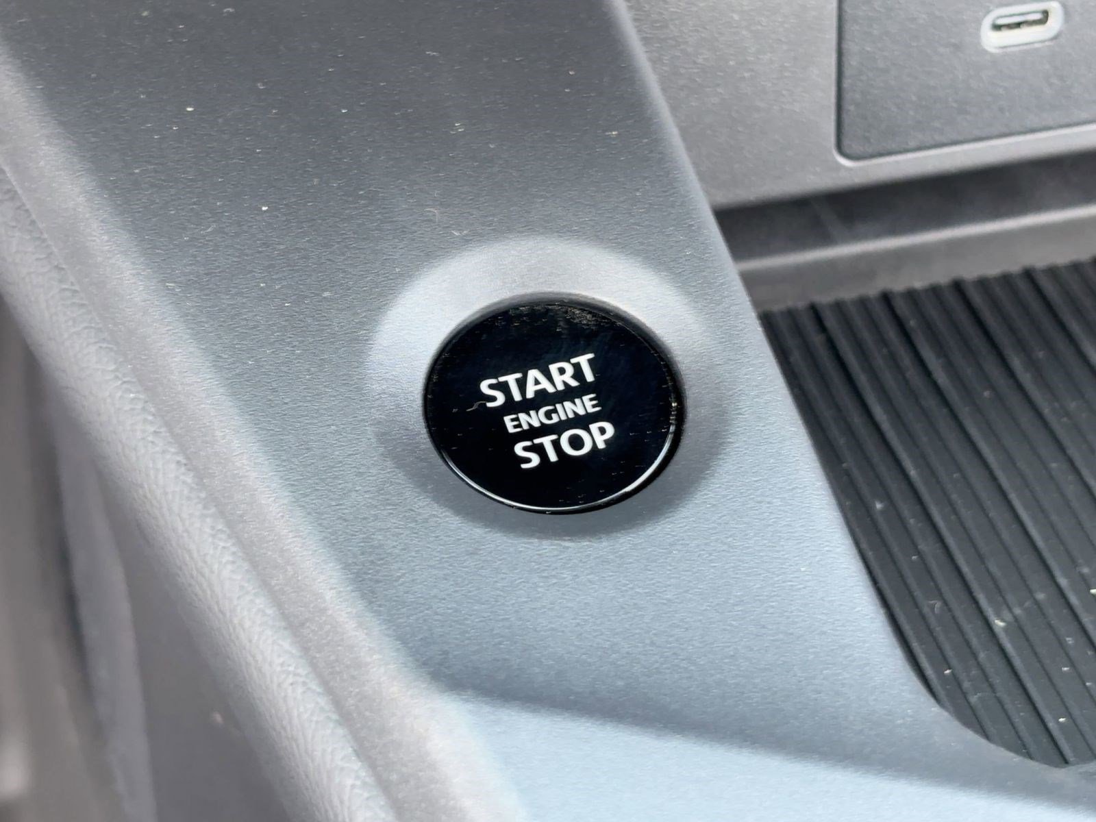 New 2026 Nissan Sentra SR w/ SR Premium Package FWD image 24