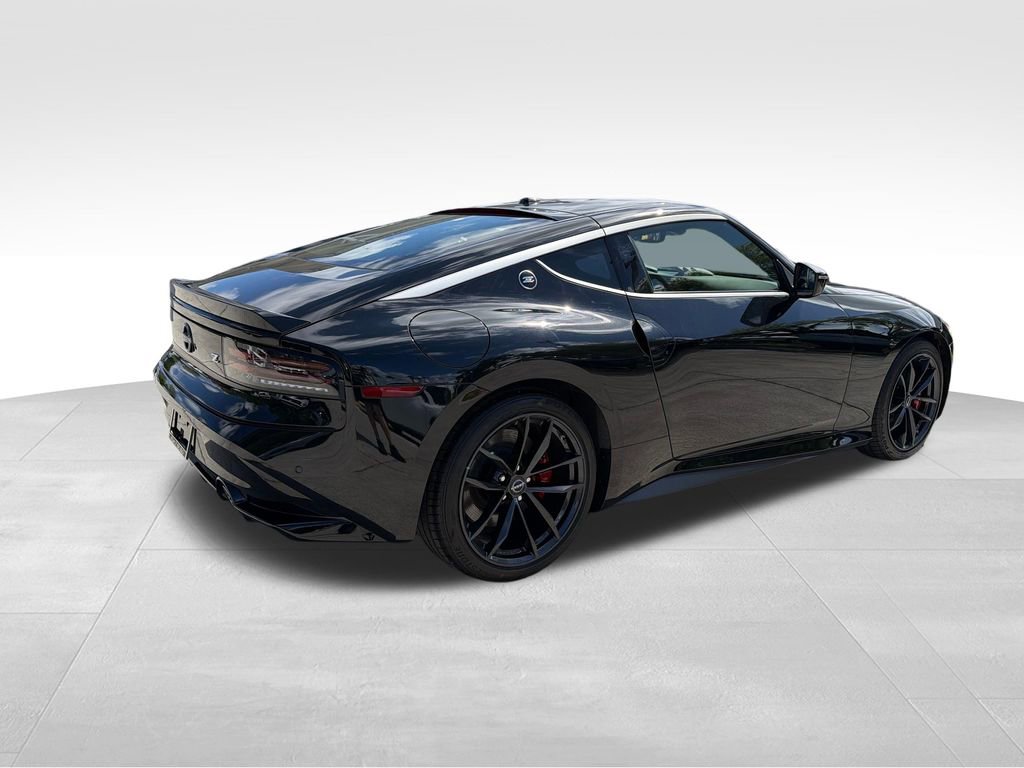 Used 2024 Nissan Z Performance w/ Floor Mat Package RWD image 8