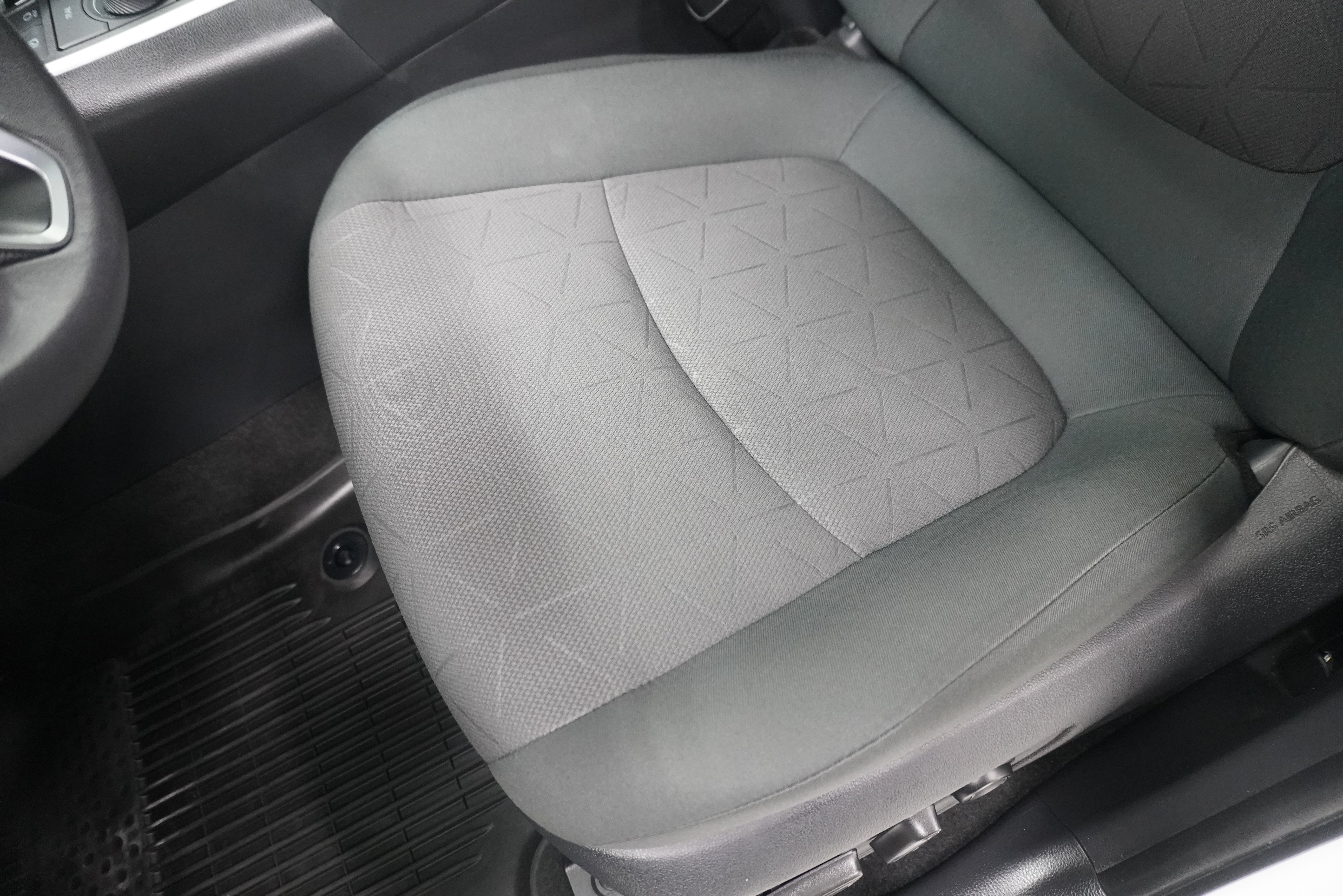 Used 2023 Toyota RAV4 XLE w/ XLE Grade Weather Package AWD/4WD image 12