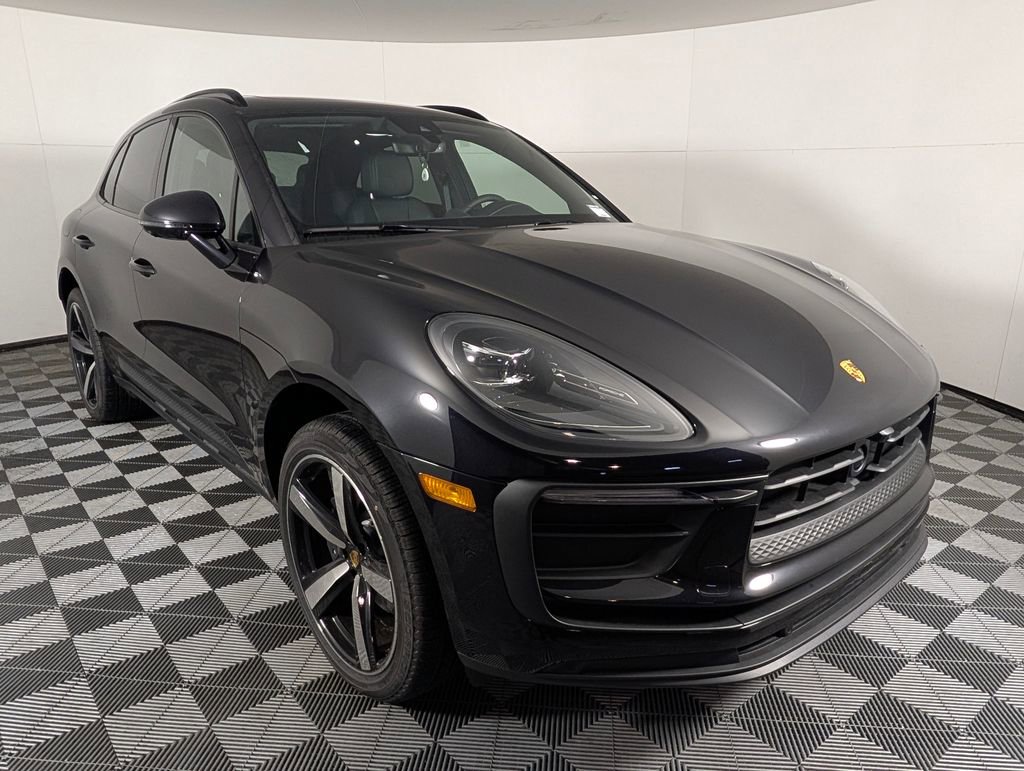 New 2026 Porsche Macan image 9