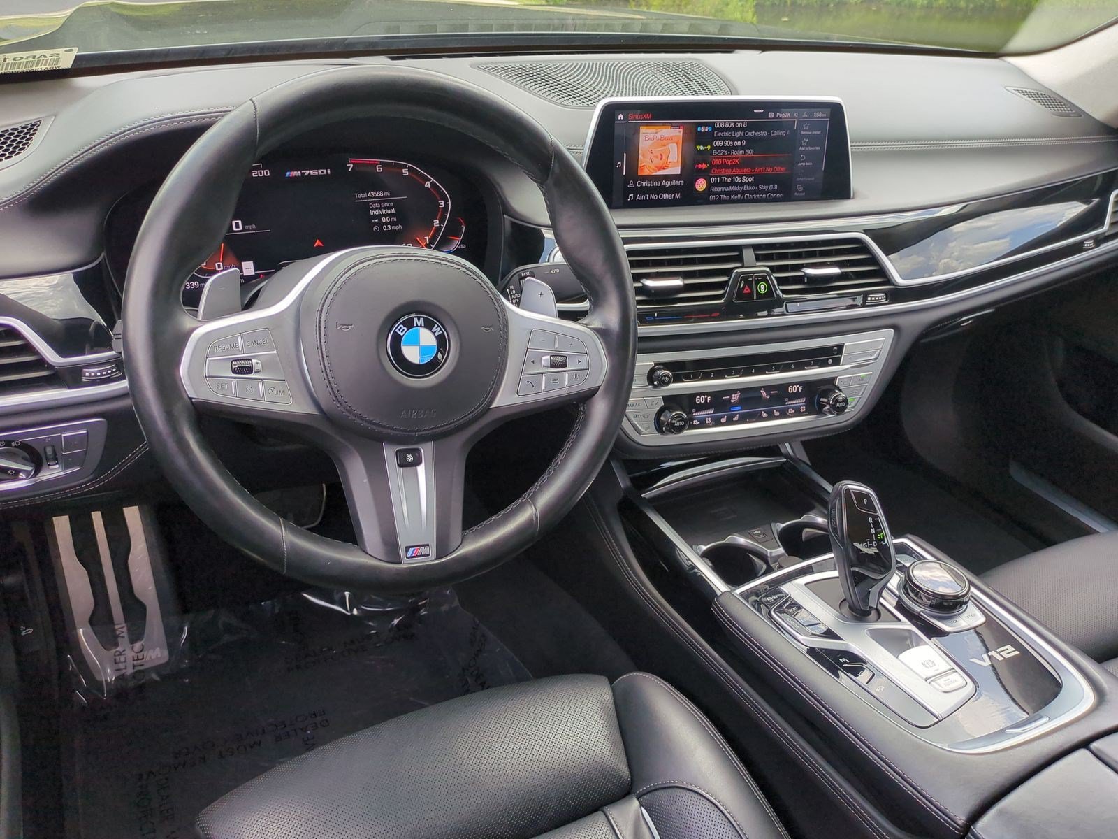 Used 2022 BMW M760i xDrive AWD/4WD image 30
