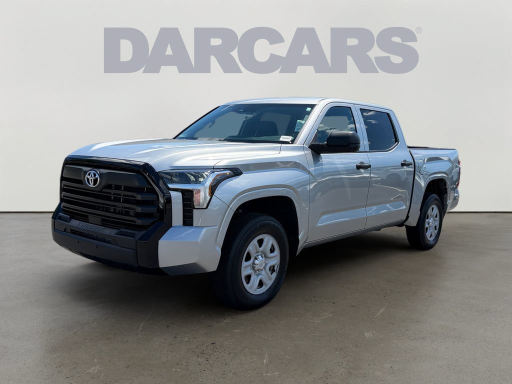 Used 2025 Toyota Tundra SR w/ SR Tow Package AWD/4WD image 3