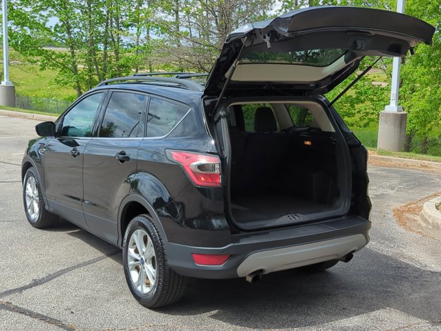 Used 2017 Ford Escape SE w/ SE Leather Comfort Package image 10