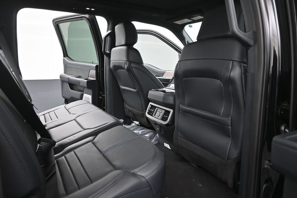 New 2026 Ford F250 Platinum w/ Tremor Off-Road Package AWD/4WD image 14
