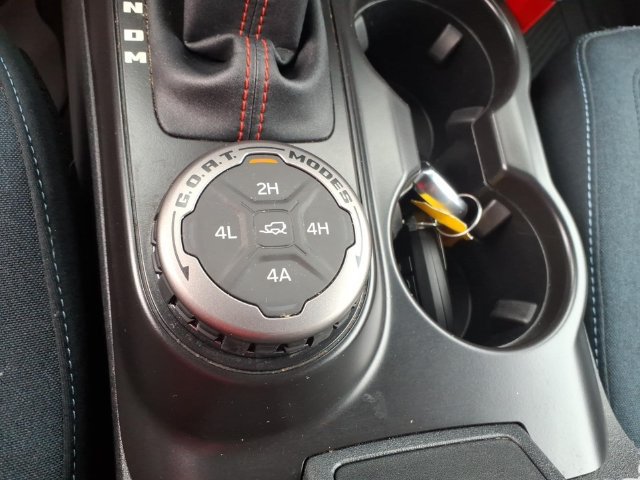 Used 2024 Ford Bronco Heritage Edition AWD/4WD image 26