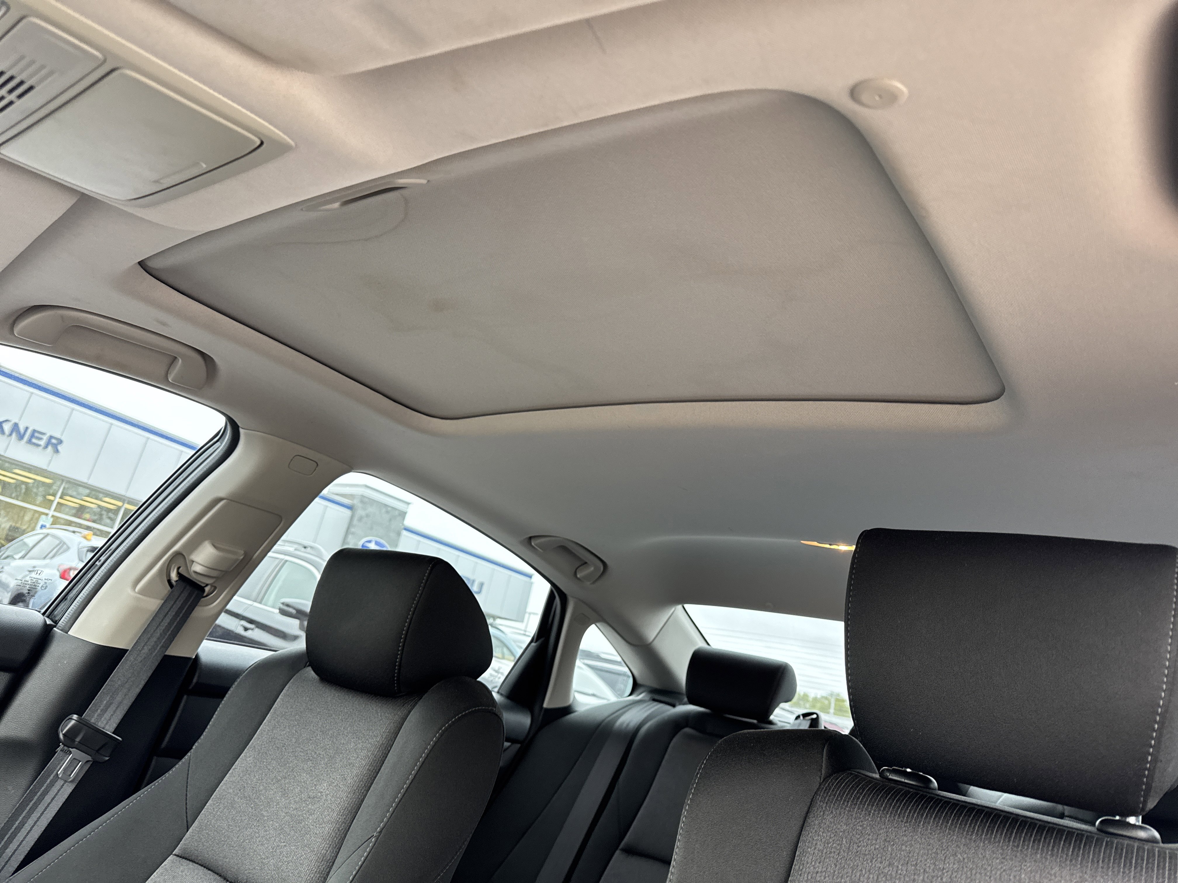 Used 2018 Honda Accord EX image 15