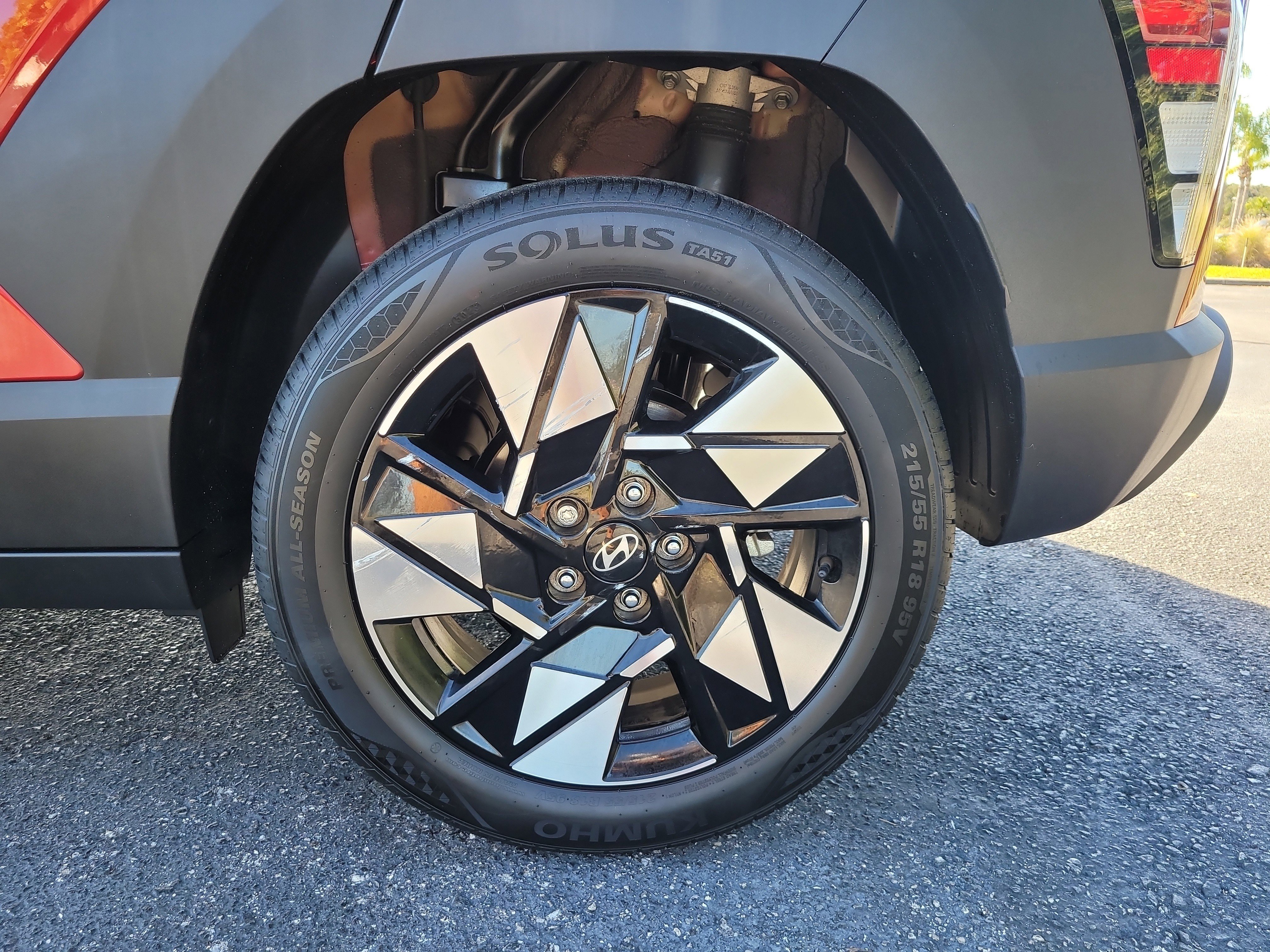 Used 2024 Hyundai Kona SEL image 9