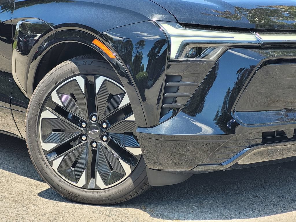 New 2025 Chevrolet Blazer EV RS RWD image 4