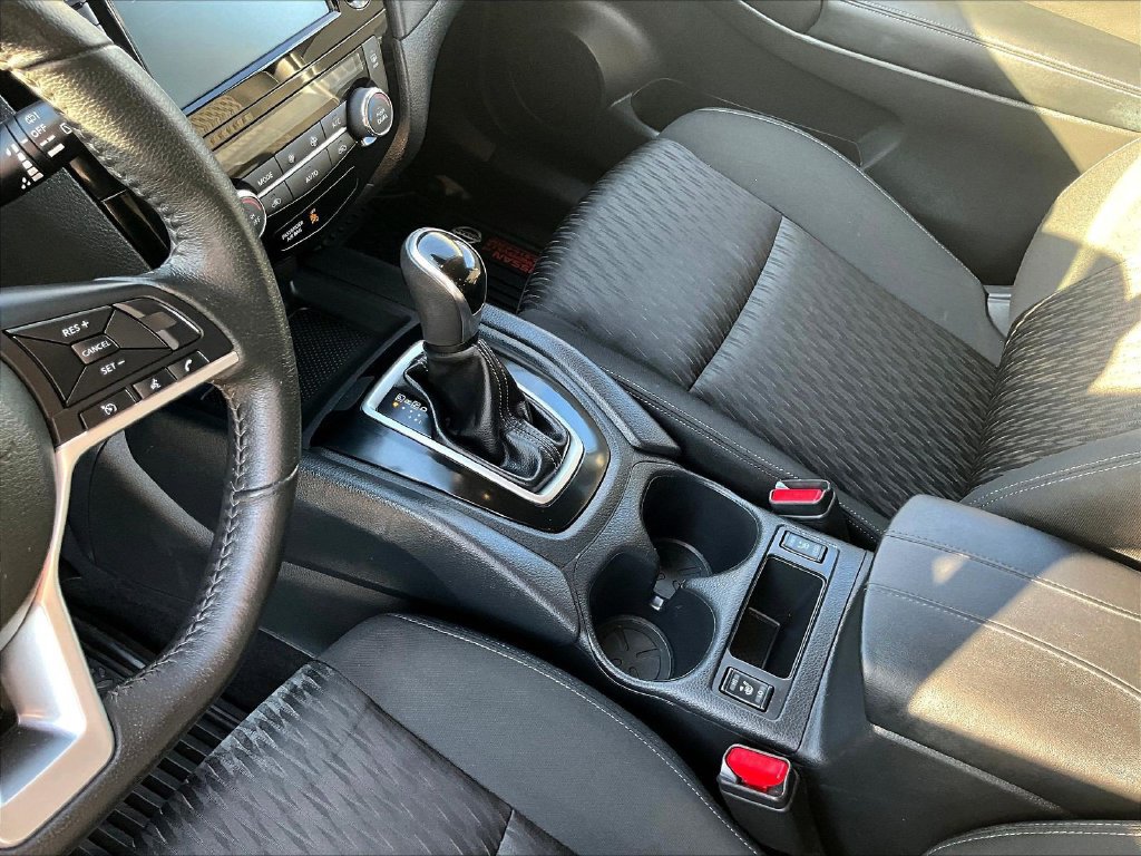 Used 2020 Nissan Rogue SV AWD/4WD image 20