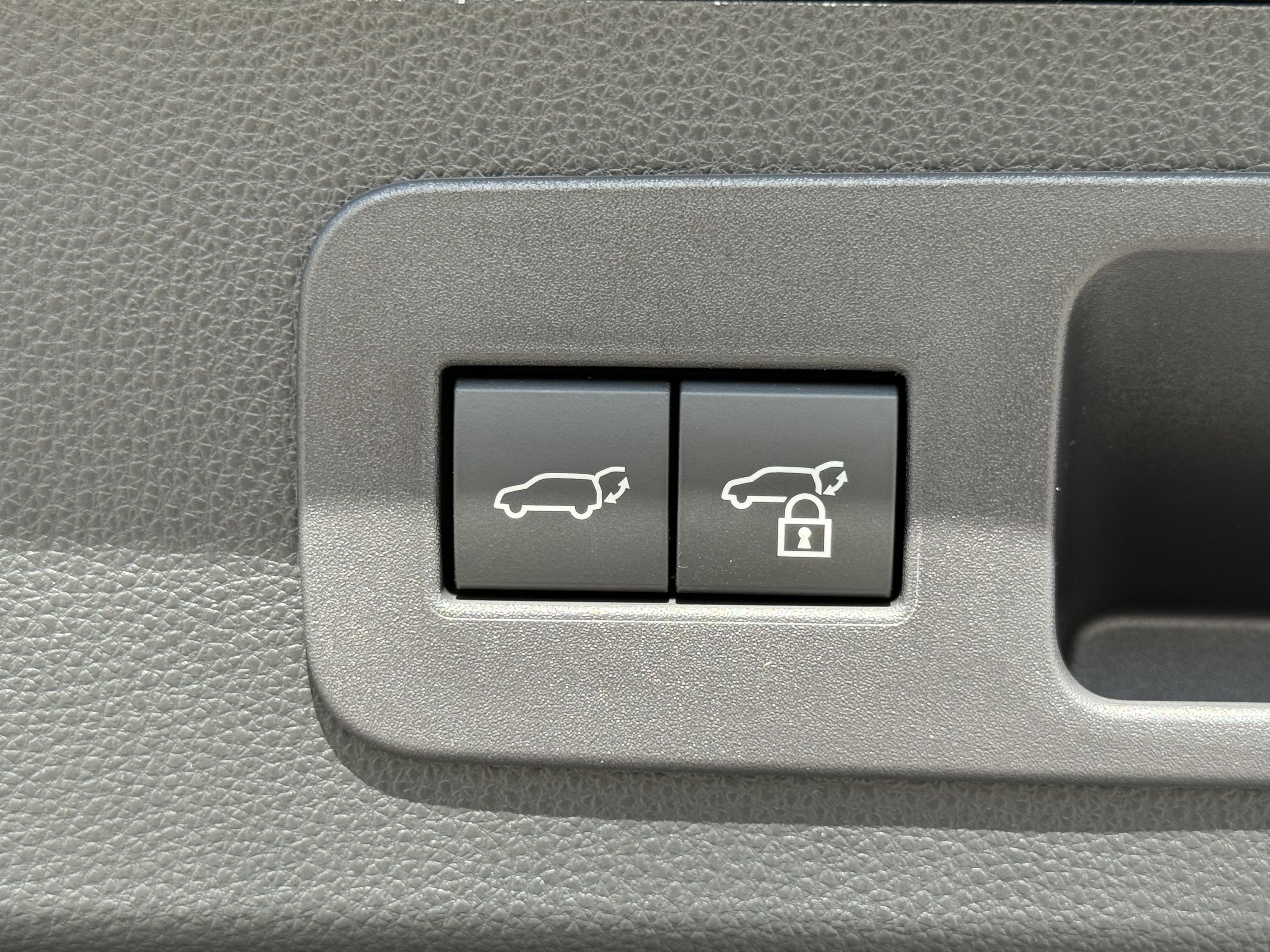 New 2026 Lexus LX 700h Luxury image 14