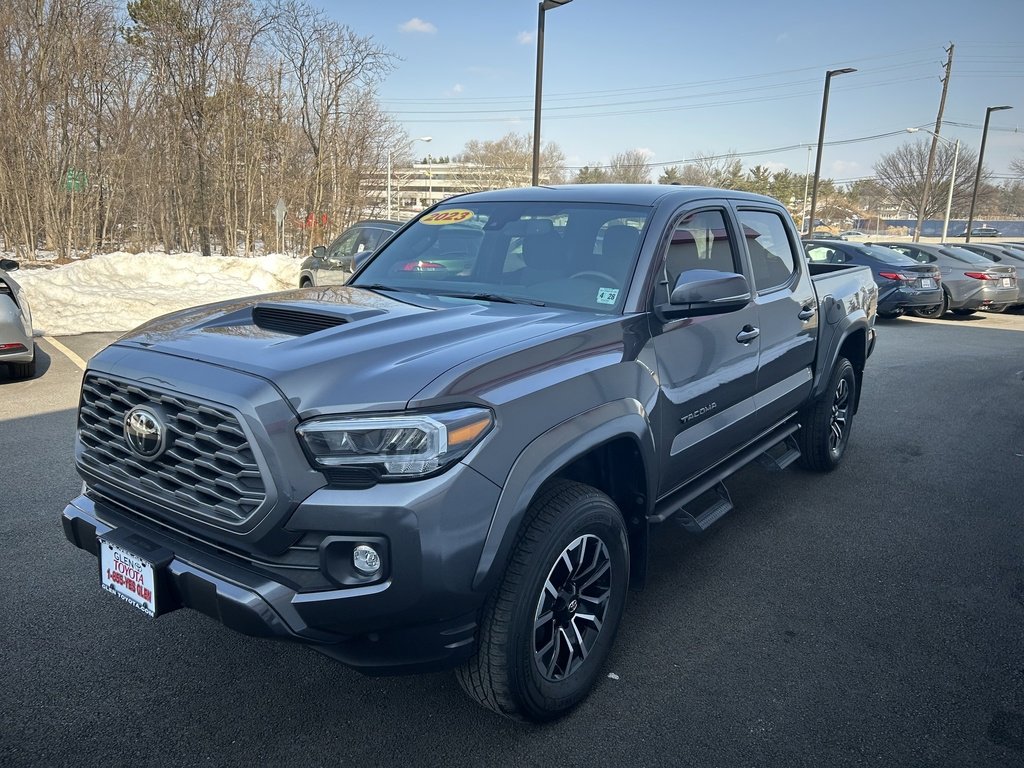 Used 2023 Toyota Tacoma TRD Sport image 2