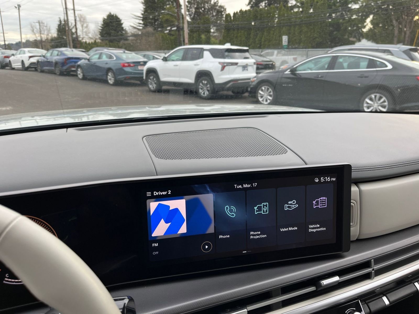 Used 2025 Hyundai Santa Fe SEL image 18