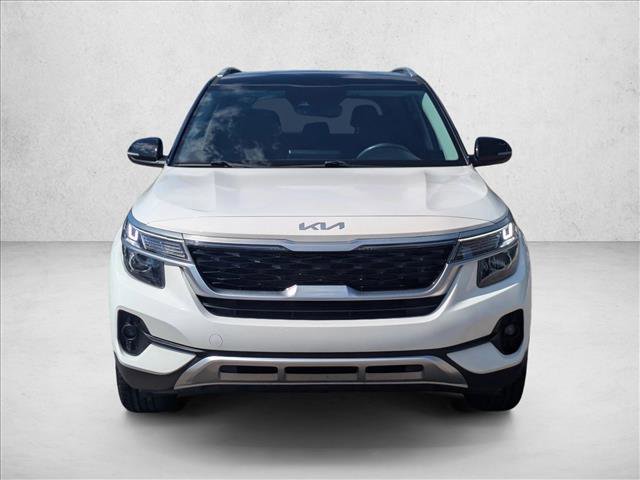Used 2023 Kia Seltos S w/ Navigation Package image 2