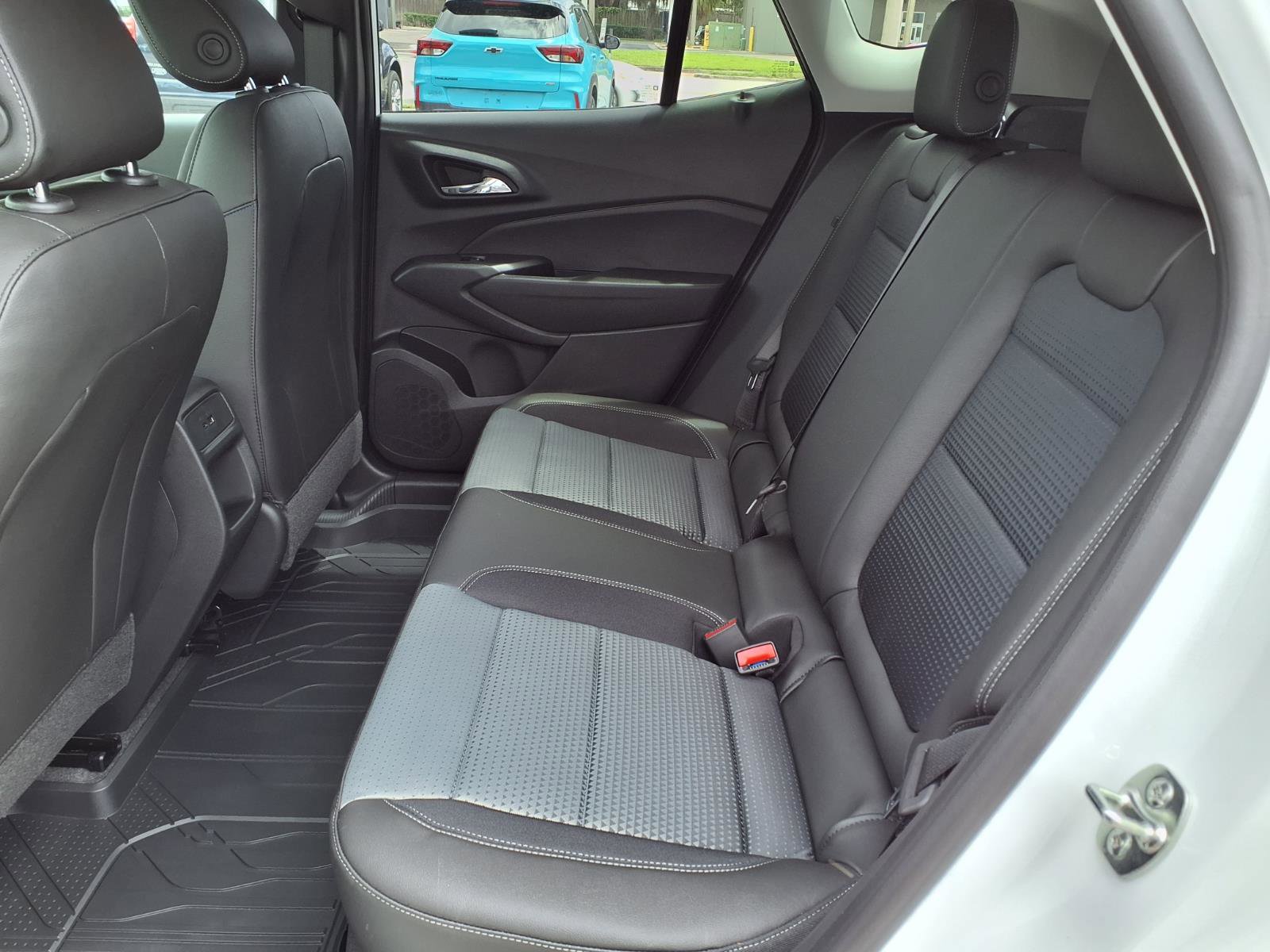New 2026 Chevrolet Trax LT w/ Driver Confidence Package FWD image 13