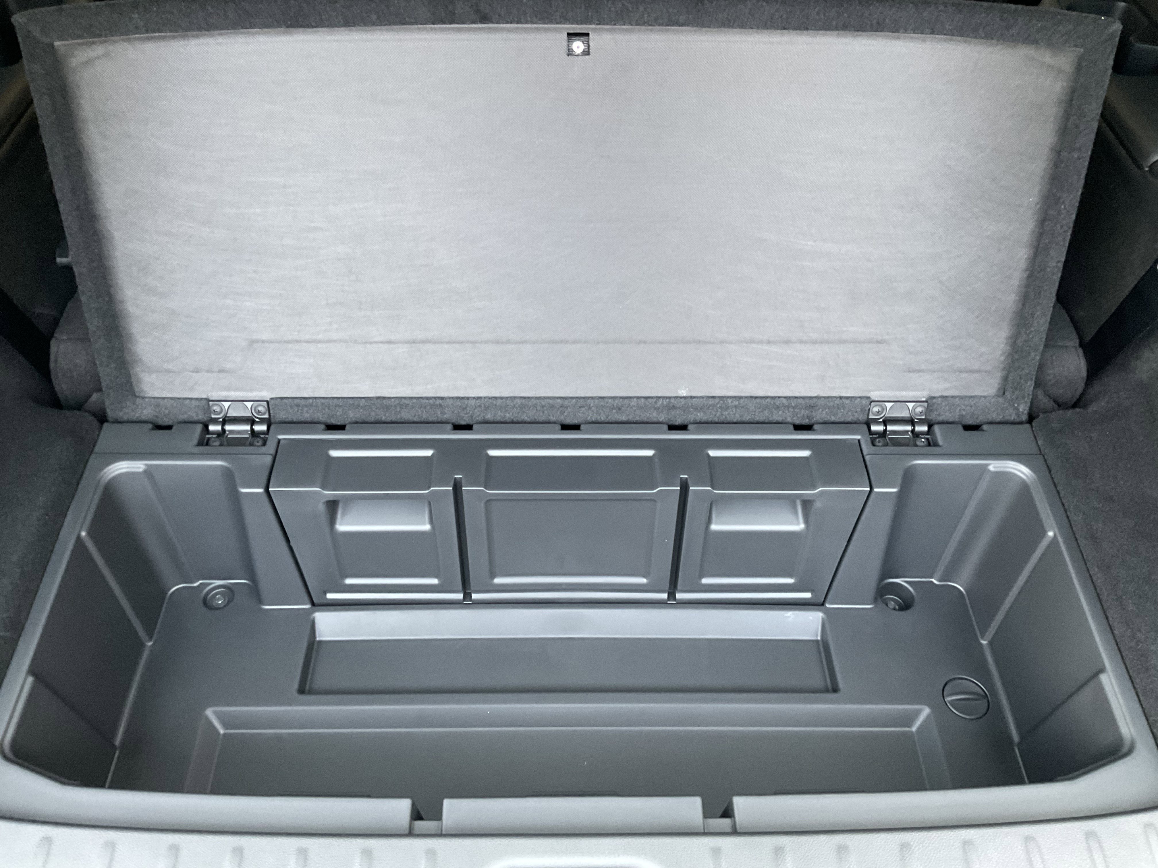 Used 2025 Nissan Pathfinder SV w/ Black Appearance Package image 49