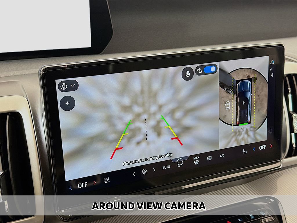 Used 2025 Ford Expedition Active image 6