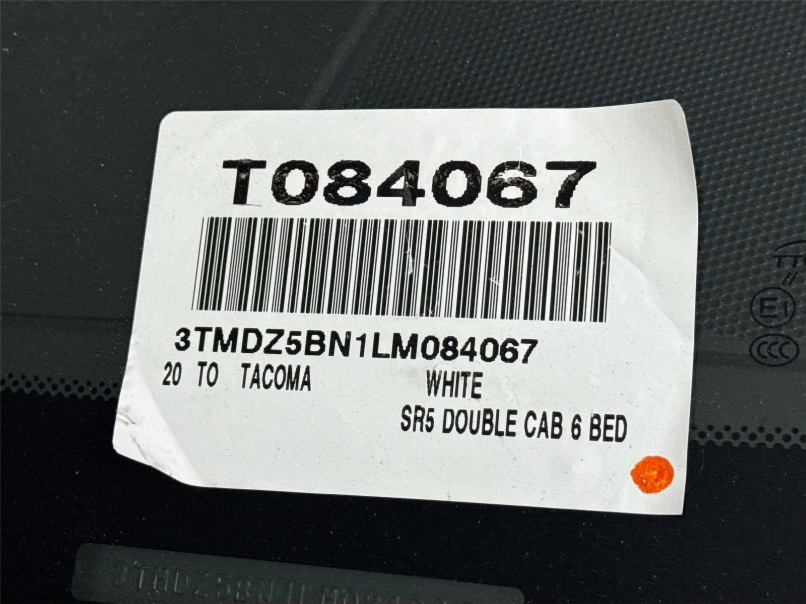 Used 2020 Toyota Tacoma SR5 AWD/4WD image 39