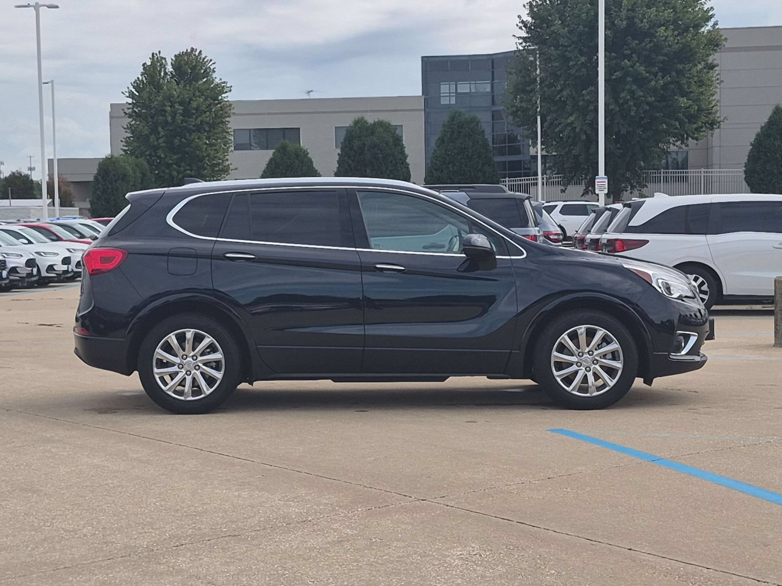 Used 2020 Buick Envision Essence FWD image 5
