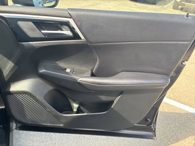 Used 2024 Mitsubishi Outlander SE FWD image 13
