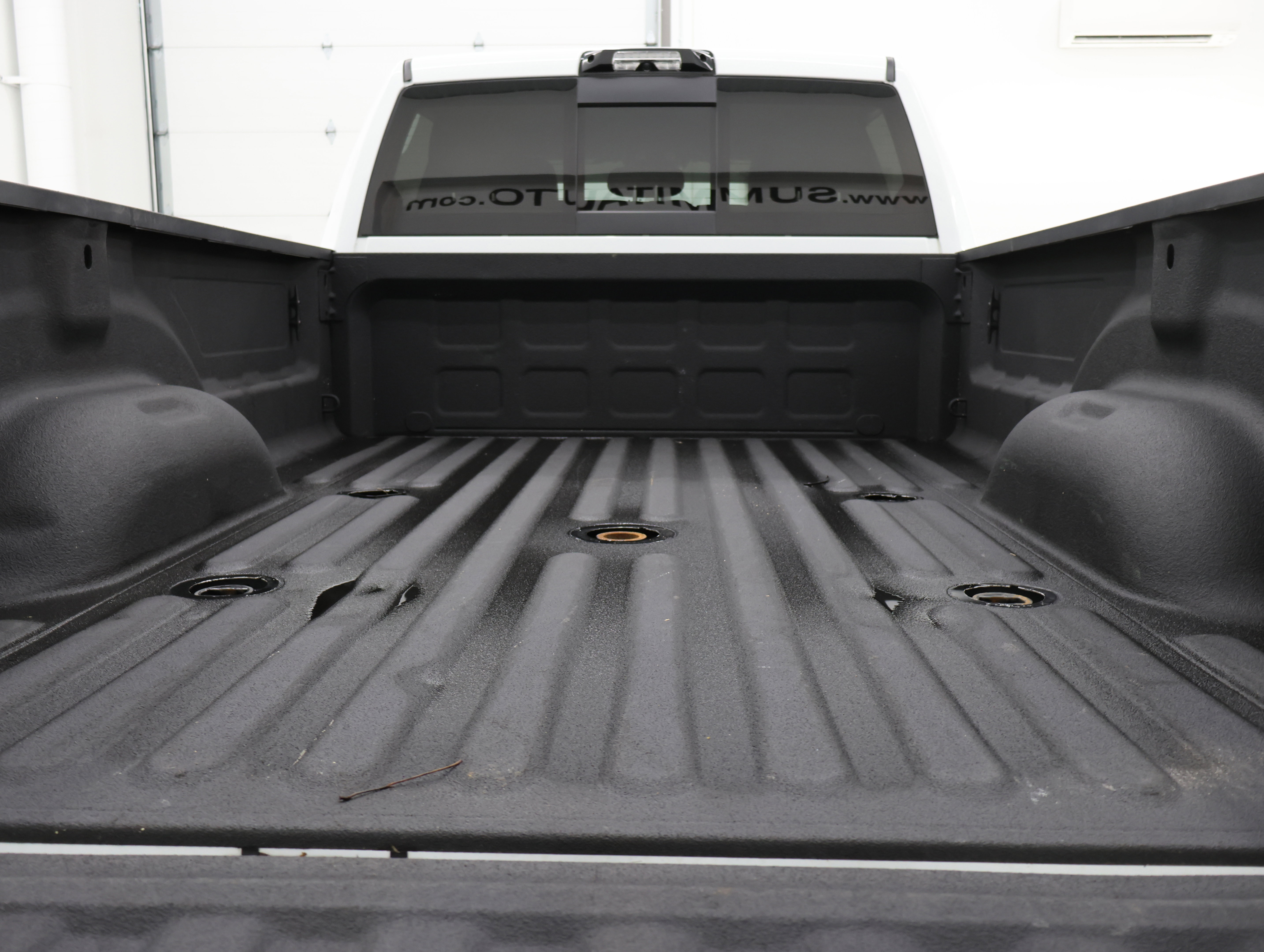 Used 2024 RAM 3500 Tradesman w/ Chrome Appearance Group image 28