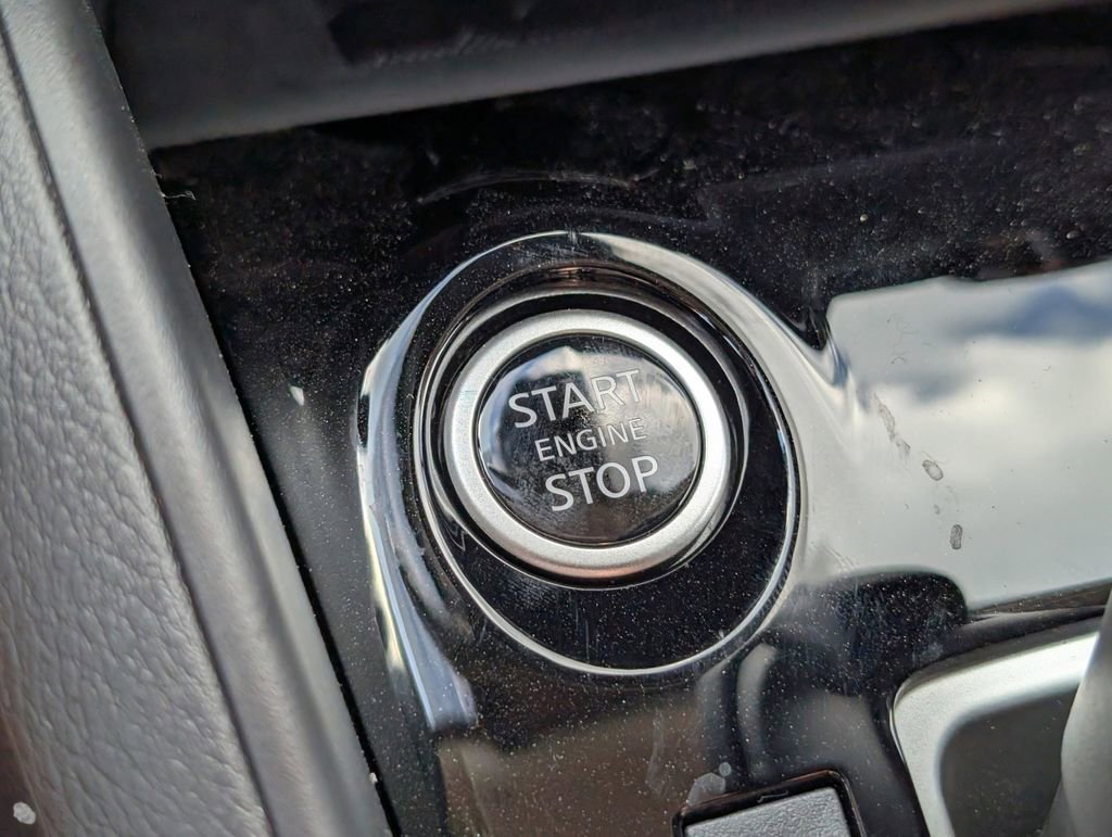 New 2025 Nissan Versa SV w/ Trunk Package image 28