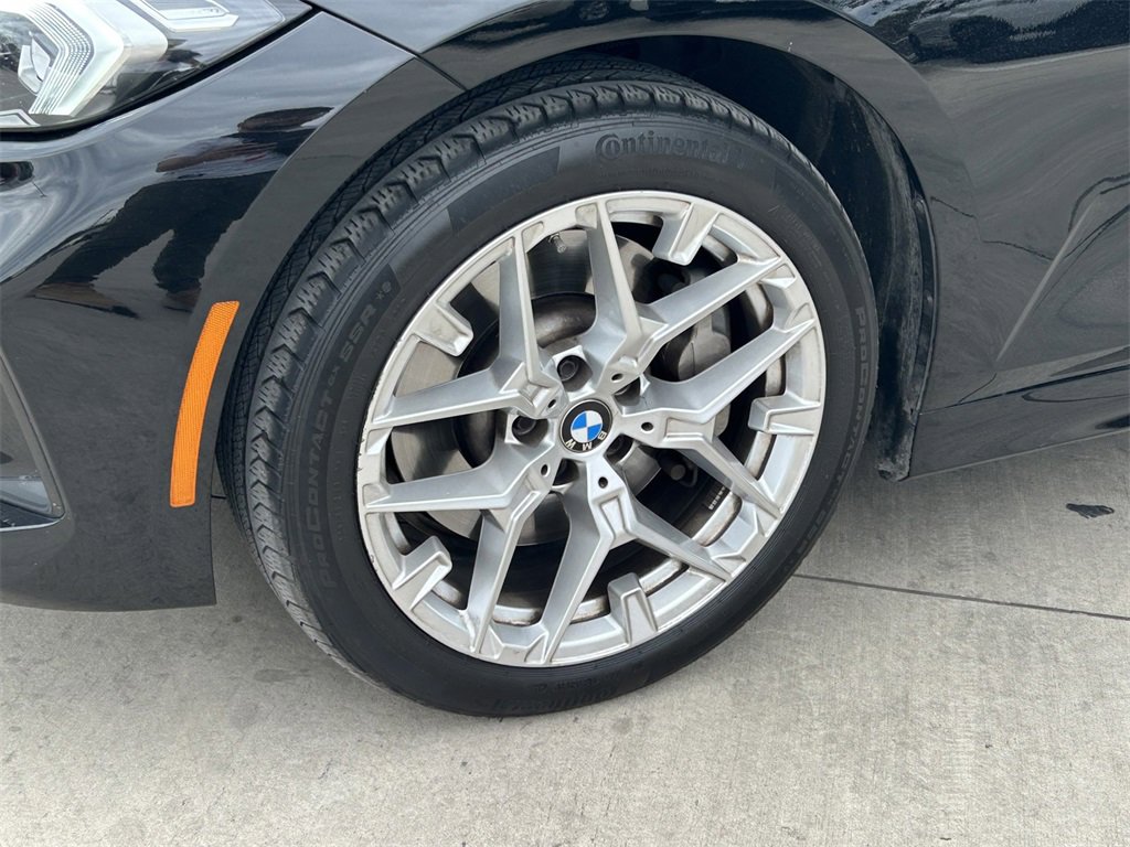 Used 2025 BMW 330i xDrive Sedan image 9