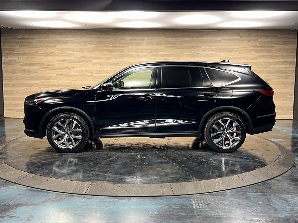 Used 2023 Acura MDX SH-AWD w/ Technology Package image 17