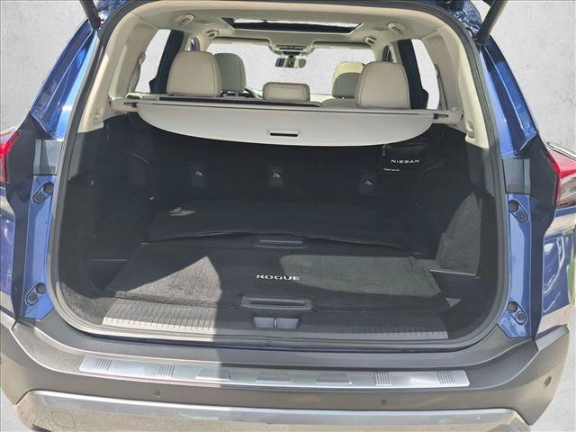 Certified 2023 Nissan Rogue SL w/ SL Premium Package FWD image 6
