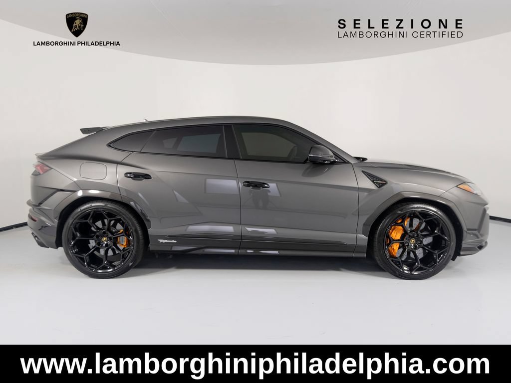 Used 2024 Lamborghini Urus Performante AWD/4WD image 6
