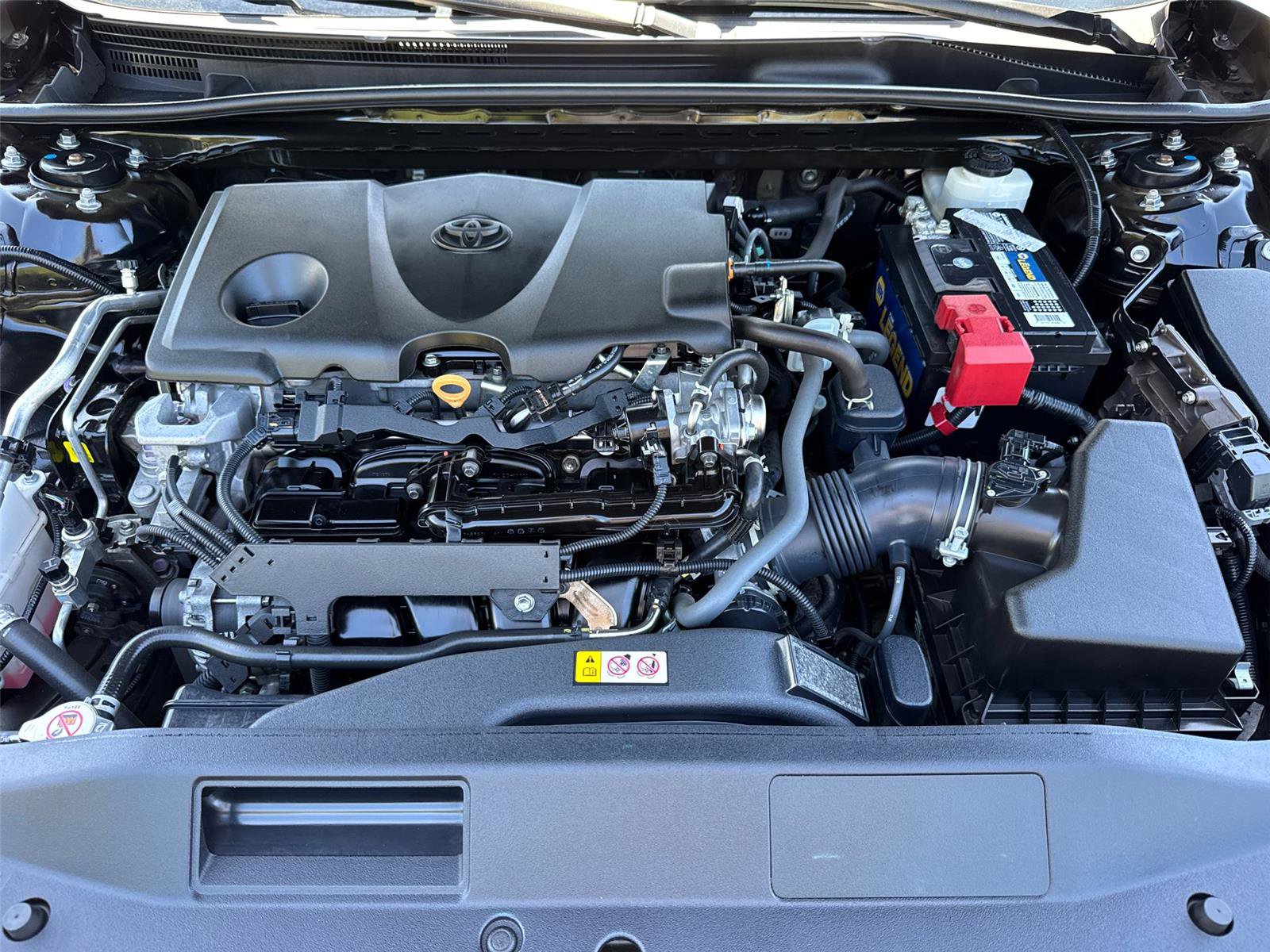 Used 2022 Toyota Camry SE w/ Carpet Mat Package (TMS) image 8