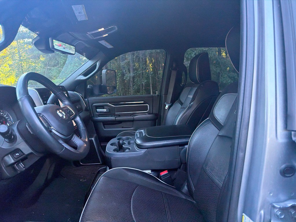 Used 2022 RAM 3500 Laramie w/ Night Edition AWD/4WD image 13