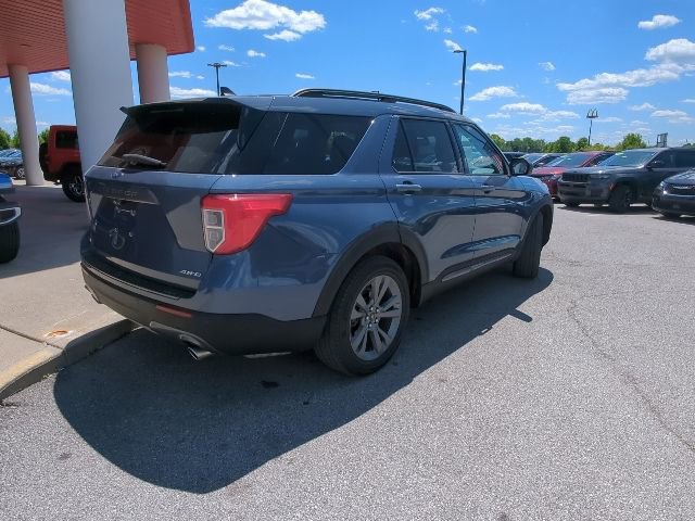 Used 2021 Ford Explorer XLT w/ Equipment Group 202A AWD/4WD image 33