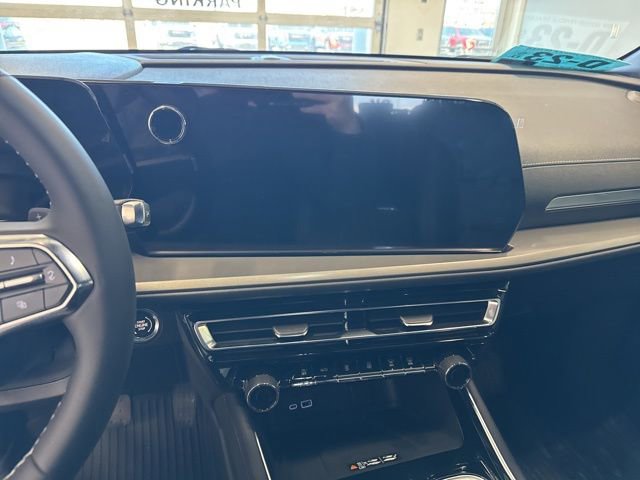 New 2026 Chevrolet Traverse LT w/ Sun and Wheel Package image 21