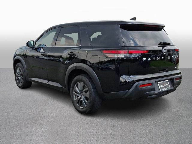 Used 2023 Nissan Pathfinder S AWD/4WD image 6