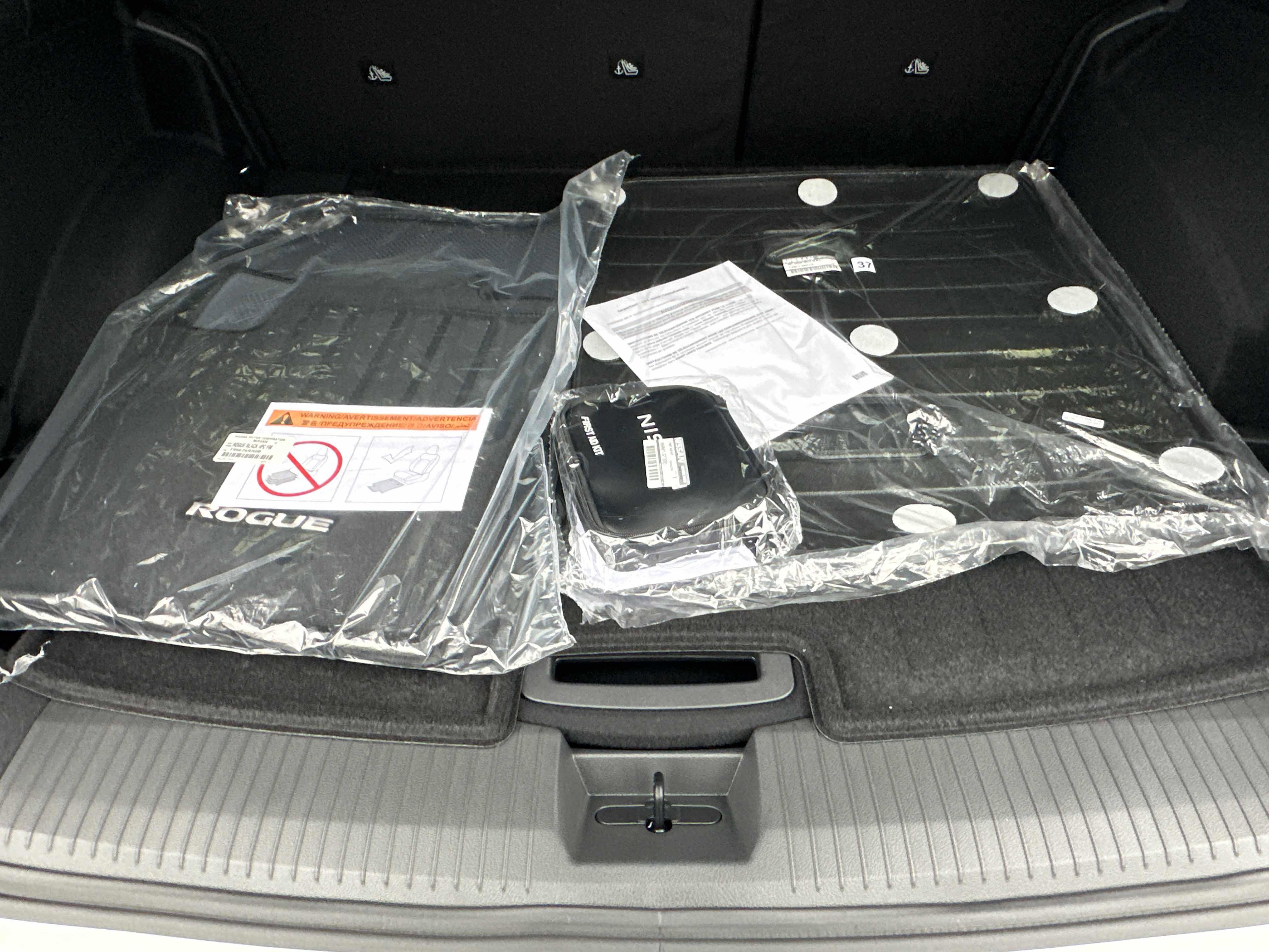 New 2026 Nissan Rogue Platinum w/ Platinum Premium Package image 17