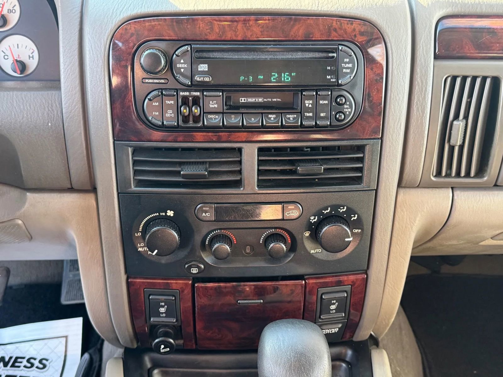 Used 2001 Jeep Grand Cherokee Limited image 24