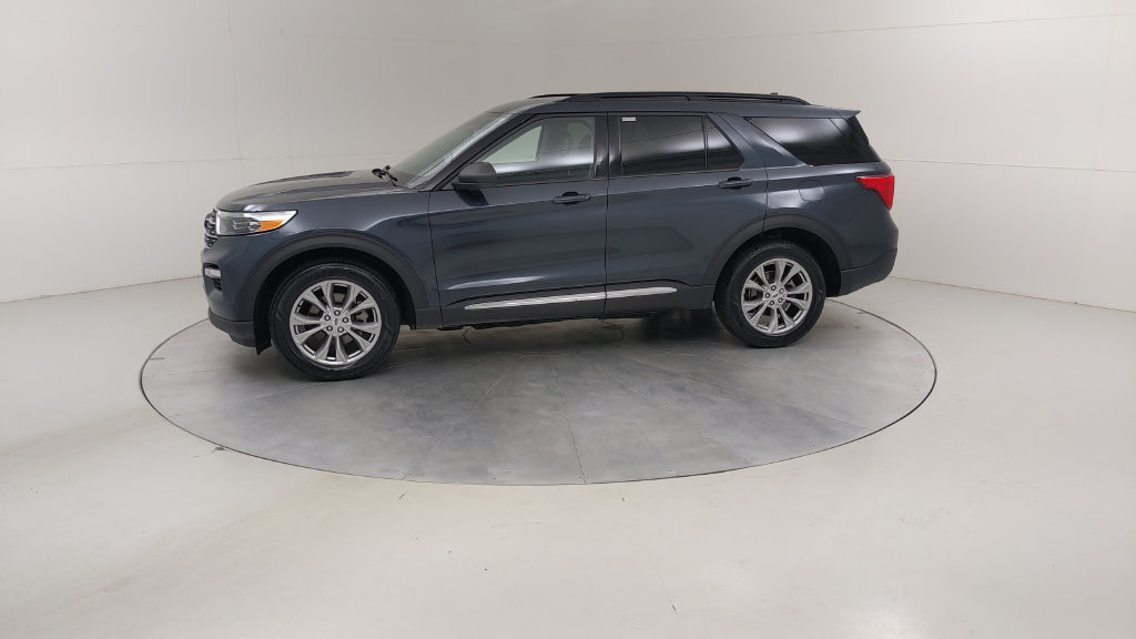 Certified 2023 Ford Explorer XLT w/ Equipment Group 202A AWD/4WD image 20