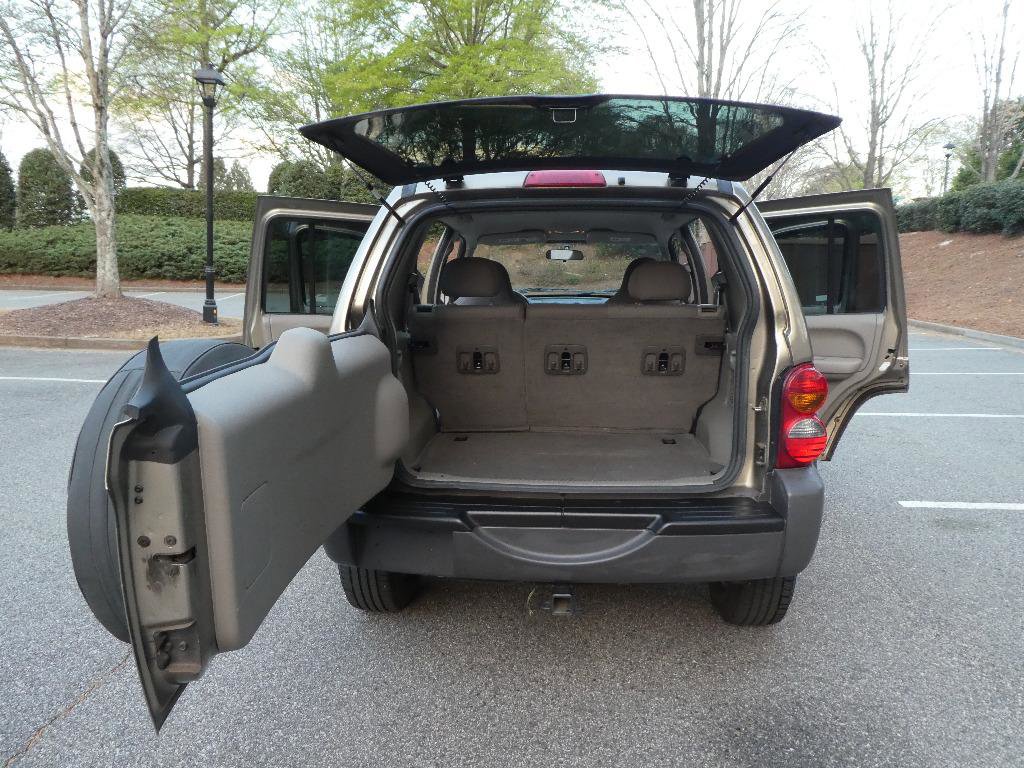 Used 2004 Jeep Liberty Sport w/ PWR Convenience Group image 9