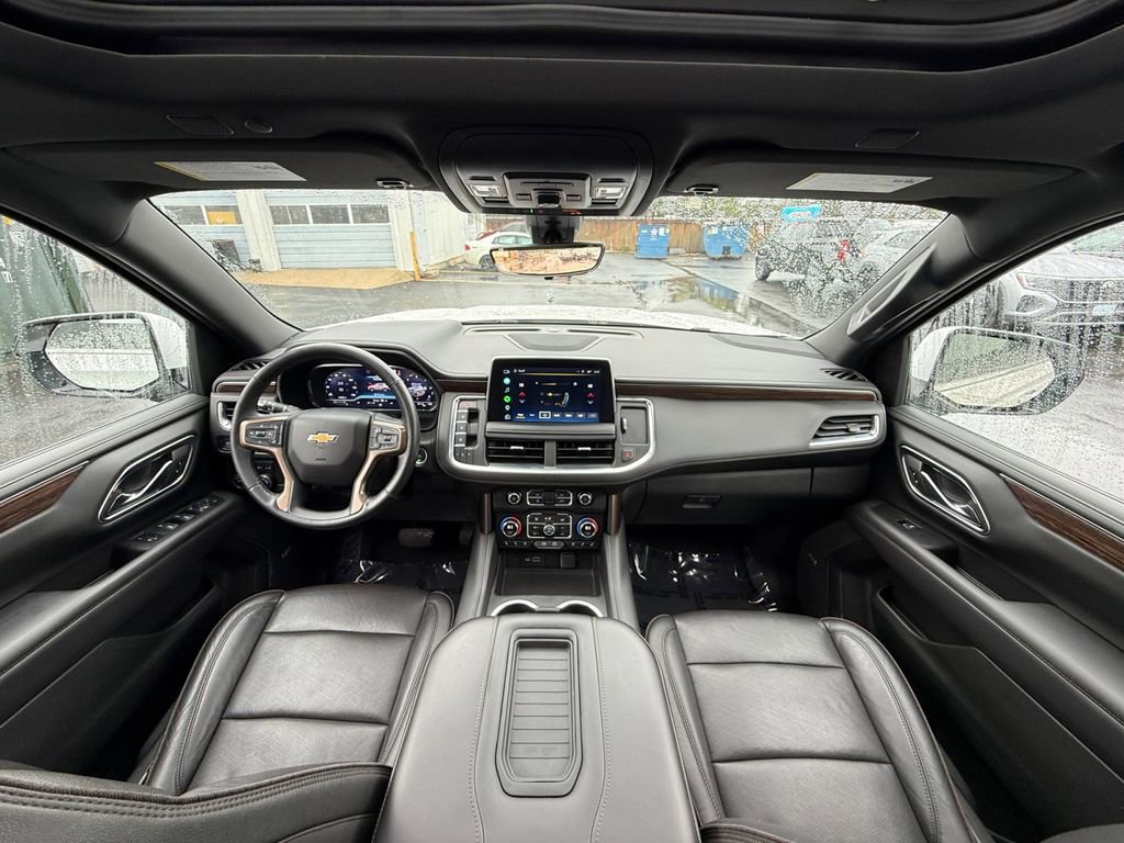 Used 2022 Chevrolet Tahoe High Country w/ Premium Package 2 AWD/4WD image 22