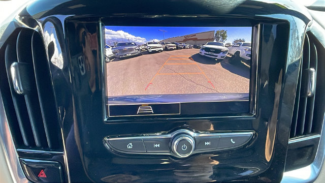 Used 2023 Chevrolet Traverse LS FWD image 21