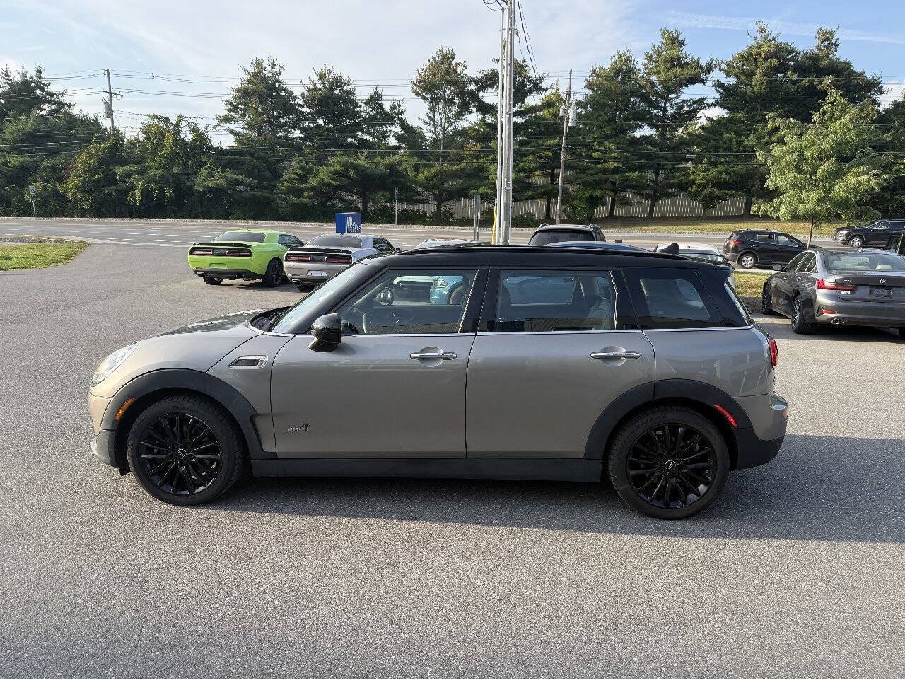 Used 2019 MINI Cooper Clubman ALL4 AWD/4WD image 10