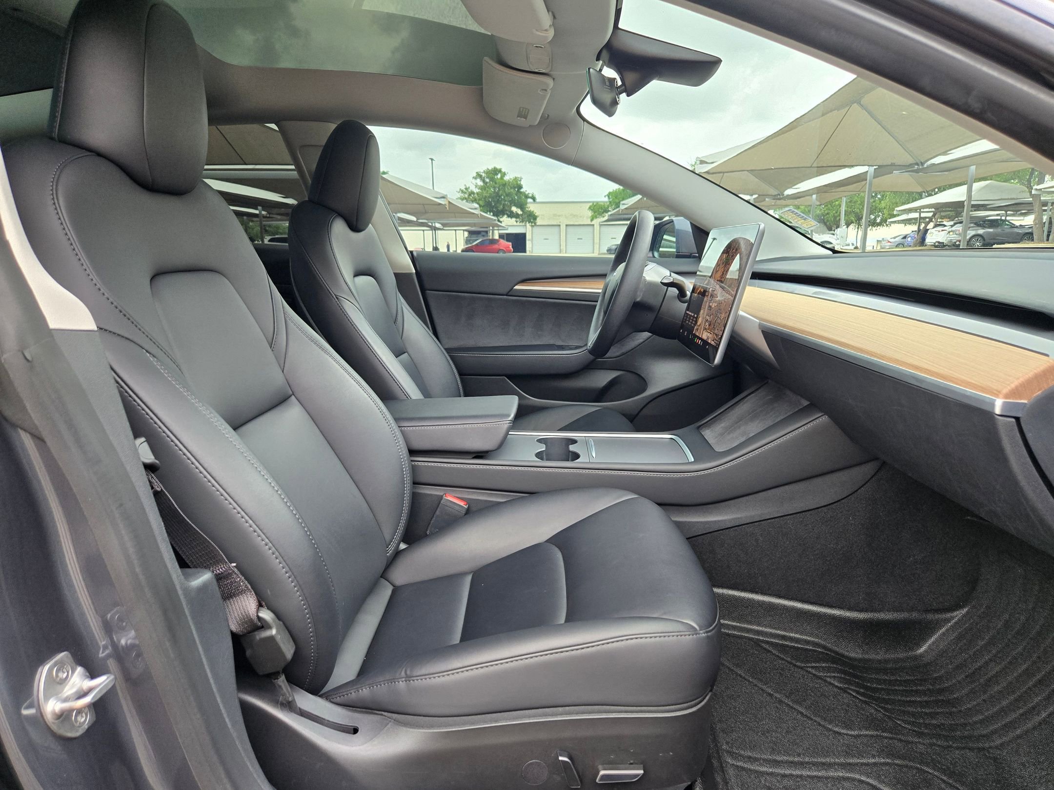 Used 2023 Tesla Model 3 Standard Range RWD image 27